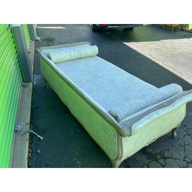 19th-C. French Painted Daybed / Sofa in New Linen W/ Gustavian Swedish Styling For Sale - Image 11 of 13