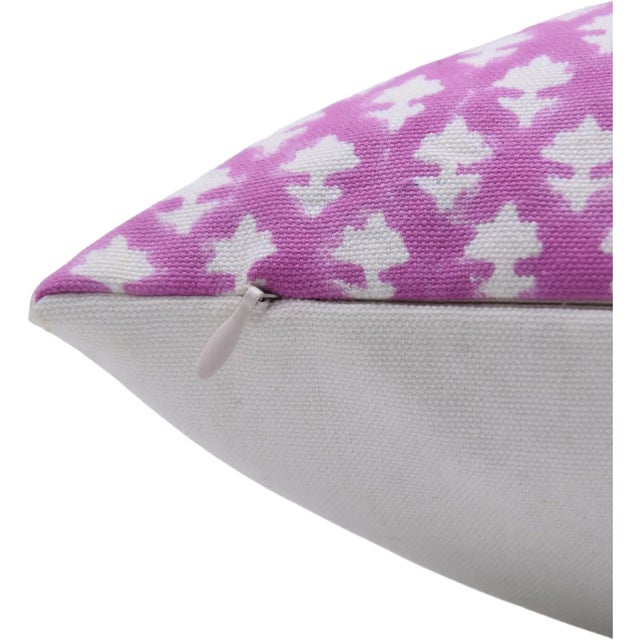 Art Deco Fabdivine Decorative Block Print Cushion Cover 14x14 Inch Thick Cotton White-Pink City For Sale - Image 3 of 4