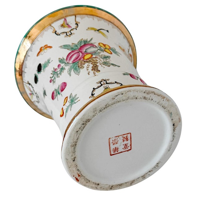 Vintage Chinese Export Porcelain Cachepot – Botanical Fruit & Butterflies Motif With Gilt Trim For Sale - Image 9 of 10