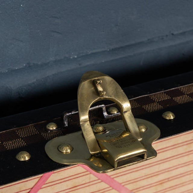 Antique Trunk in Damier Canvas from Louis Vuitton, France, 1900 For Sale - Image 18 of 18