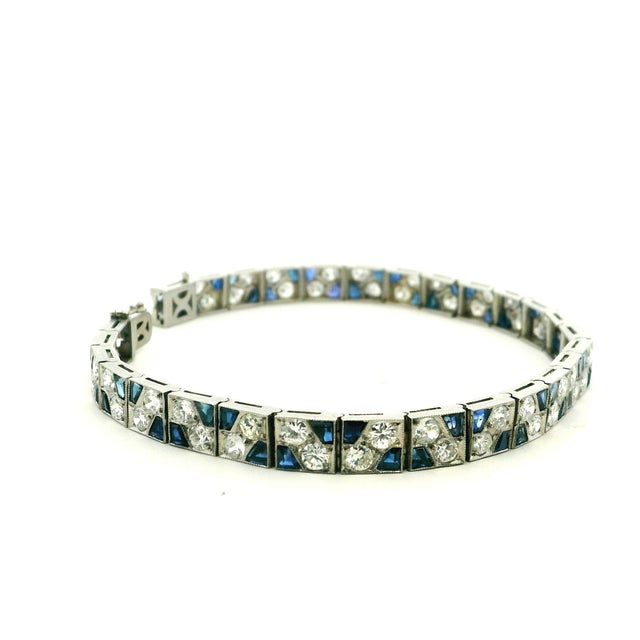 1940s Platinum Diamond and Sapphire Art Deco–Style Link Bracelet For Sale In Miami - Image 6 of 10