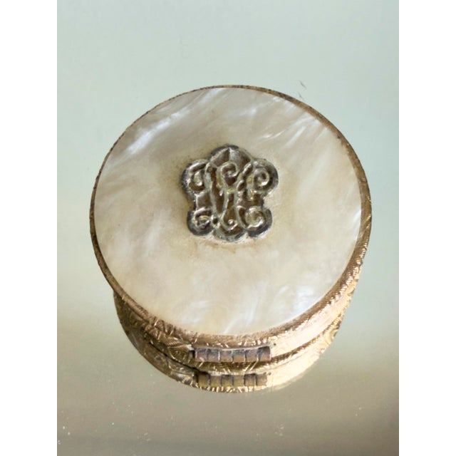 Mid-Century Modern Vintage 1970s Este Lauder Perfume Compact For Sale - Image 3 of 14