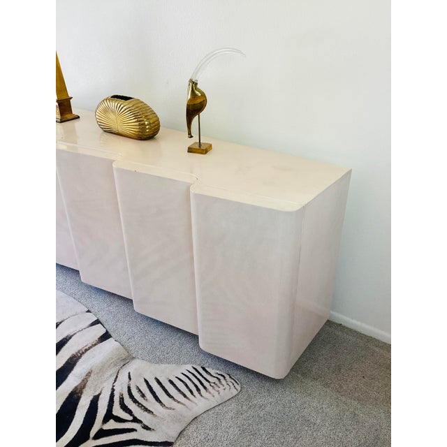 Blush Vintage 1980s Post Modern Sculpted Front 5 Door Credenza Cabinet Hollywood Regency / Modern Style For Sale - Image 8 of 15