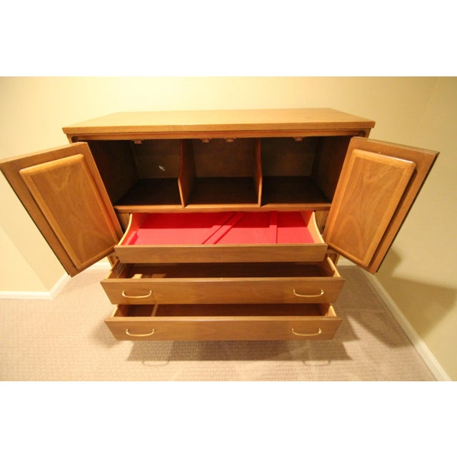 1970s 1960s Mid Century Modern Dresser For Sale - Image 5 of 11