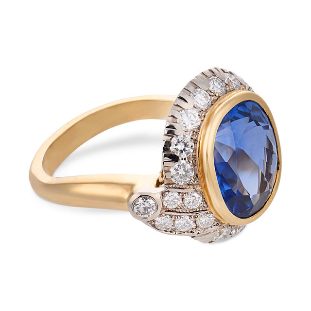 1970s French Gia 8.00 Carat Ceylon Sapphire Diamond 18k Two Tone Gold Cocktail Ring, Size 8.25 For Sale - Image 4 of 8