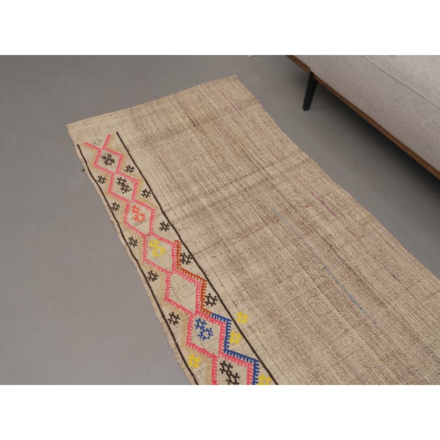 1970s Vintage Handmade Wool Cotton Grey Area Rug For Sale - Image 4 of 11