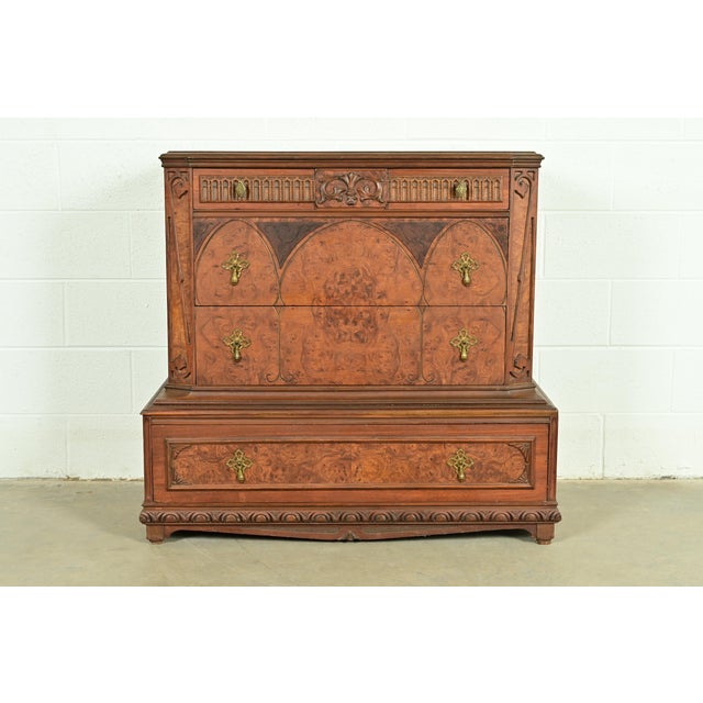 Berkey & Gay Style Antique Victorian Carved Walnut and Burl Wood Chest of Drawers | Circa 1930s For Sale - Image 15 of 15