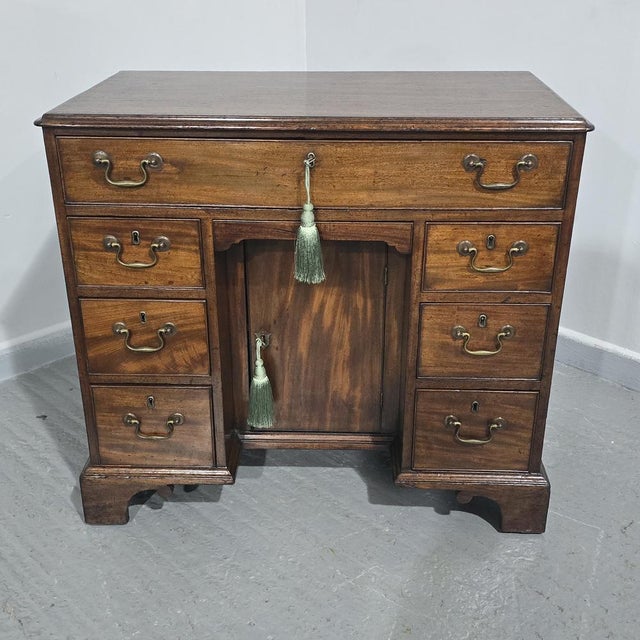 Antique Georgian Mahogany Desk, 1750 For Sale - Image 15 of 18
