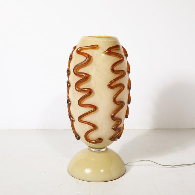 Mid-Century Hand-Blown Murano Glass Uplight in Vellum Hue W/ Sandstone Trailing For Sale - Image 15 of 18