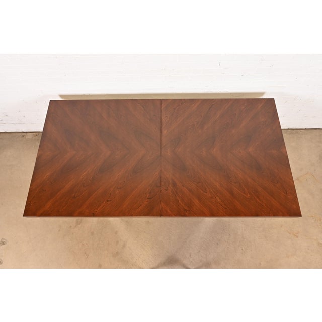 Milo Baughman for Thayer Coggin Mid-Century Modern Walnut and Chrome Dining Table, Newly Refinished For Sale In South Bend - Image 6 of 9
