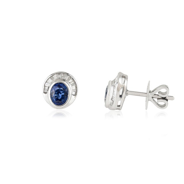 Vintage Style 1.27 Ct Blue Sapphire & Diamond Stud Earrings in 14k White Gold For Sale - Image 4 of 16