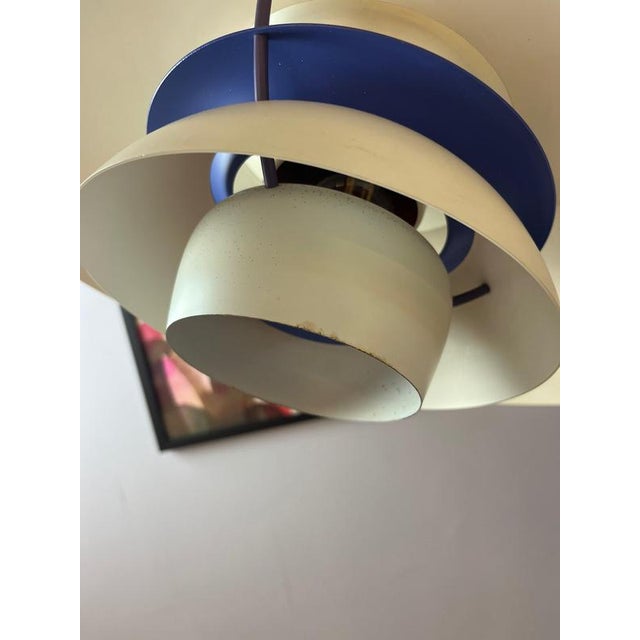PH5 White Hanging Lamp by Poul Henningsen for Louis Poulsen For Sale - Image 10 of 11