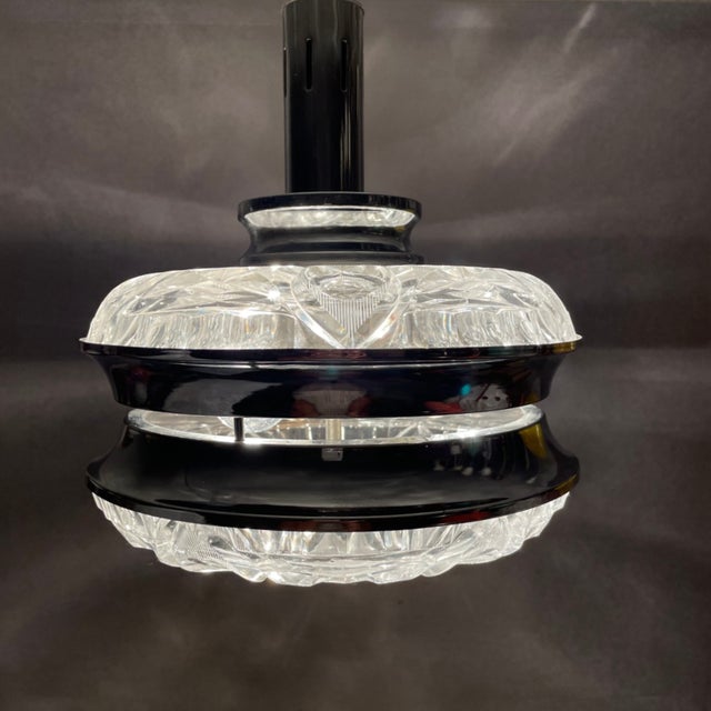 Mid-Century Modern UFO-Shaped Hanging Light in Cut Glass and Chrome, 1970s For Sale - Image 6 of 16