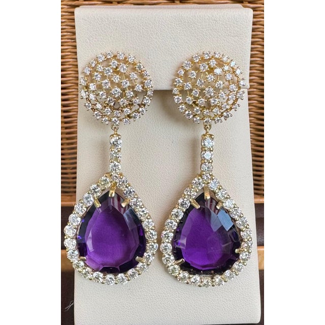 38 Carat Natural Amethyst & 9 Ct Diamond Cocktail Earring, 14 Karat Yellow Gold For Sale - Image 11 of 18