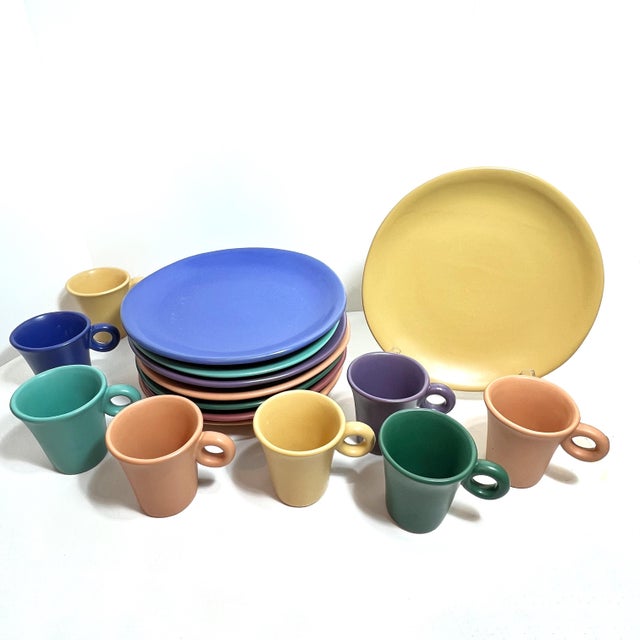 Contemporary 1990s Luna Garcia Pottery Dinnerware - Set of 16 For Sale - Image 3 of 17