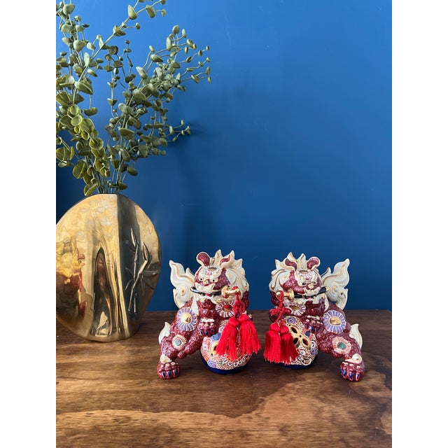 1980s Pair of Vintage Foo Dog / ShiShi Guardian Lions For Sale - Image 5 of 18