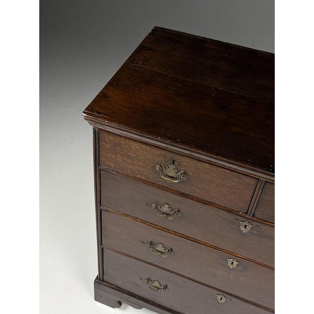 Georgian Chest of Drawers, 18th Century For Sale - Image 15 of 18