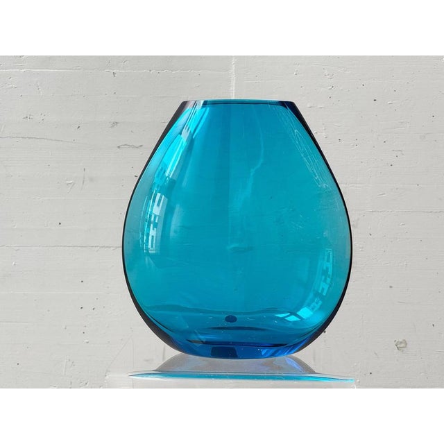 Blue Sarner Cristal Glass Vase in Blue Tinted Studio Glass, Switzerland, 1970s For Sale - Image 8 of 8