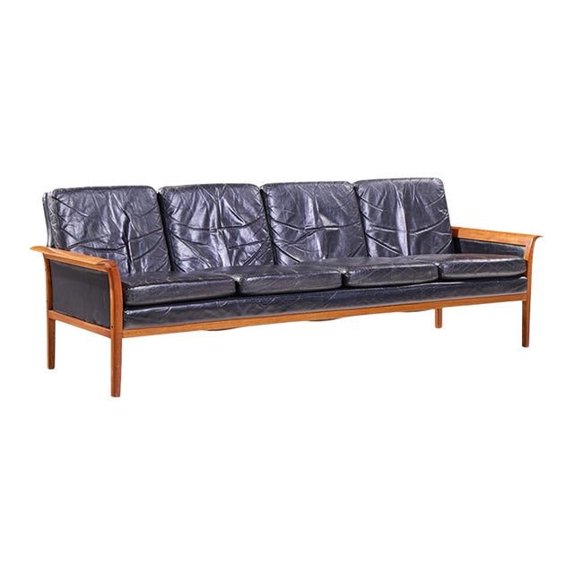 Knut Sæter for Vatne Møbler Mid Century Norwegian Teak Sofa For Sale