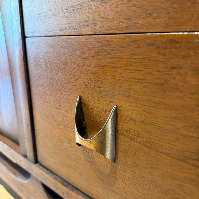 1960s 1960s Broyhill Brasilia Two Piece Walnut Hutch China Cabinet For Sale - Image 5 of 8