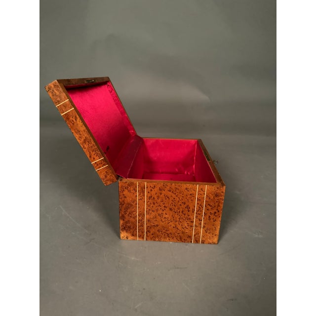 French 19th Century Burl Elm Jewelry Box With Bone Inlay, Circa 1890 For Sale - Image 9 of 12