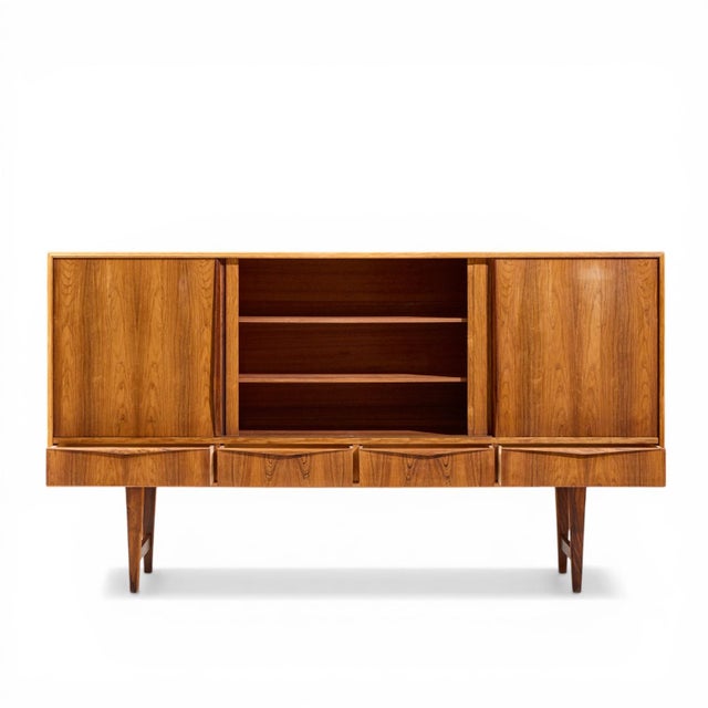 Wood e.w. Bach for Sejling Mid Century Danish Rosewood Credenza For Sale - Image 7 of 11