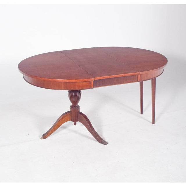 Wood English Round Dining Table, 1930s For Sale - Image 7 of 8