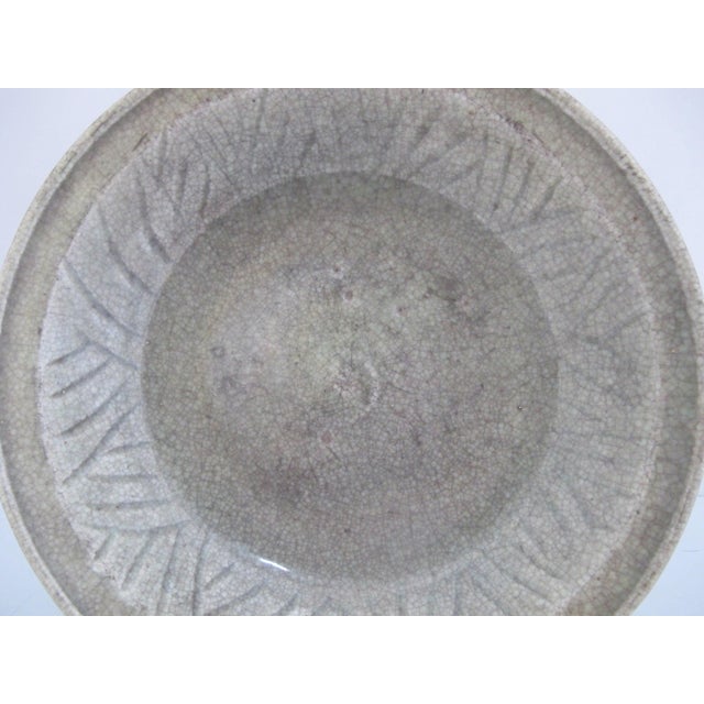 Rustic Thai Southeast Asian Sawankhalok Sukhothai Style Celadon Crackle Pottery Bowl For Sale - Image 3 of 11