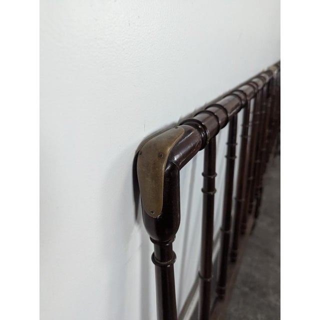 Small Single Bed in Mahogany and Brass, 20th Century For Sale - Image 3 of 7