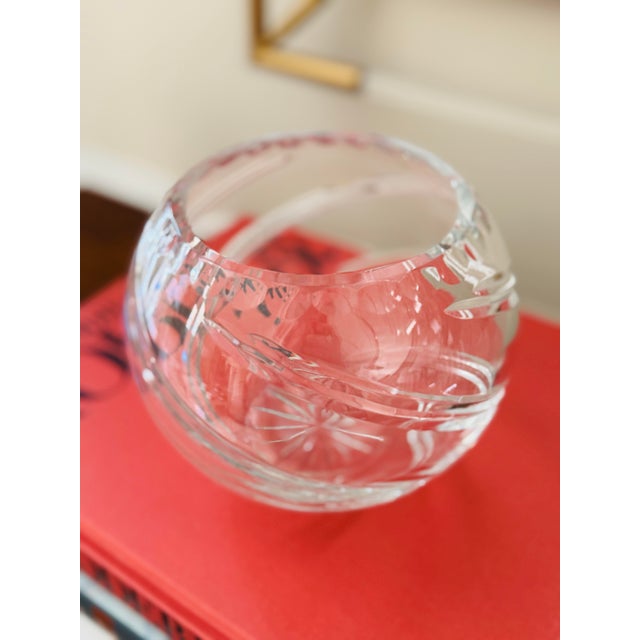 Hollywood Regency Vintage Bombay Crystal Rose Bowl or Vase For Sale - Image 3 of 6