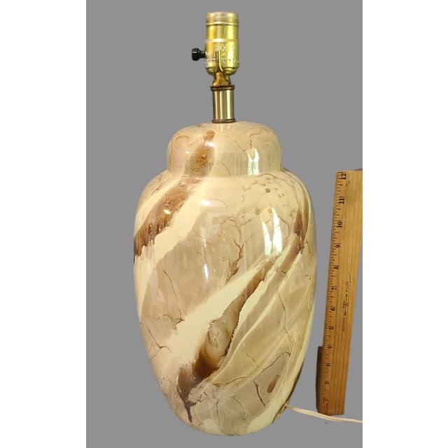 Late 20th Century Vintage Mid-Century Modern Marbleized Ceramic Pottery Earth Tone Table Lamp For Sale - Image 5 of 12