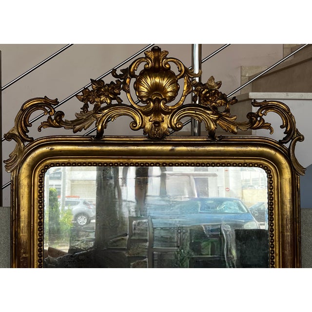 19th Century French Empire Period Carved Giltwood Rectangular Mirror With Crest For Sale - Image 4 of 10