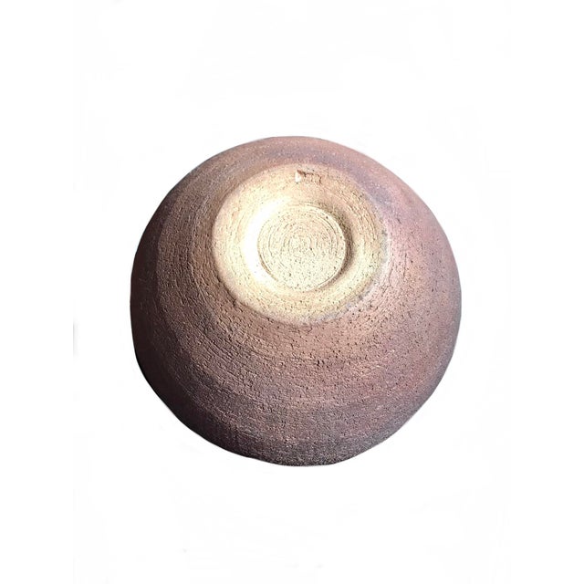 Vintage 1970s Large Mid-Century Modernist Studio Signed Brown Ceramic Sculptural Vase For Sale - Image 9 of 10