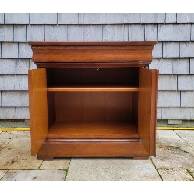Wood Grange Cherry Wood French Louis Philippe Nightstand, 1990s For Sale - Image 7 of 9