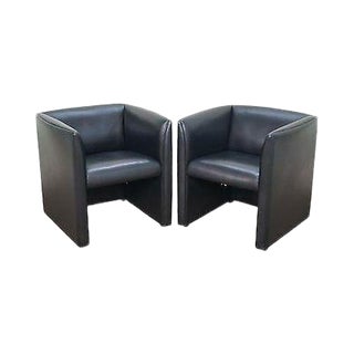 Metropolitan Pair of Mid Century Modern Style Black Leather Club Chairs For Sale