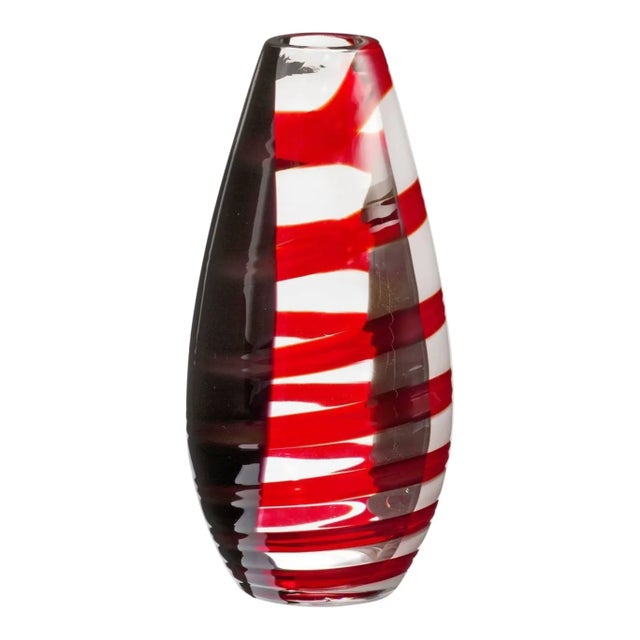 Carlo Moretti Novel contemporary mouth blown Murano glass vase in clear glass with blood red and bright red detail. Part...