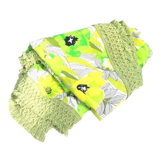 1960s Lime Green Floral Fringed Round Tablecloth For Sale