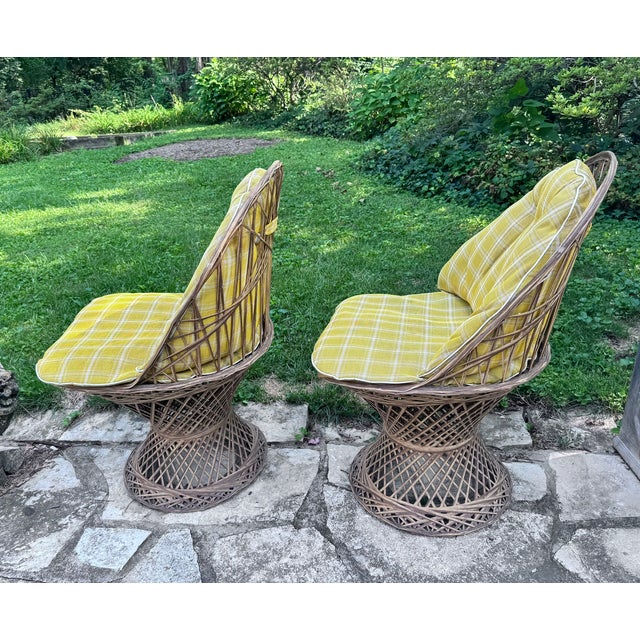 Beige Vintage Russell Woodard Spun Fiberglass Patio Chairs, a Pair, Attributed For Sale - Image 8 of 14