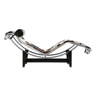 Adjustable Chaise Lounge by Le Corbusier for Cassina For Sale