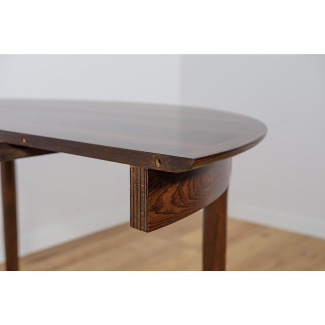 Wood Mid-Century Round Rosewood Extendable Dining Table, Denmark, 1960s For Sale - Image 7 of 18