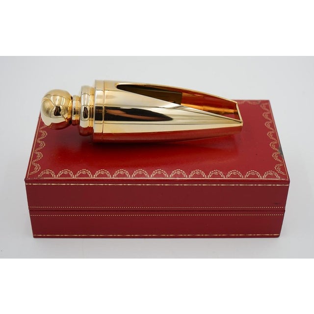 Gold Gold Atomizer Perfume Bottle from Cartier For Sale - Image 8 of 17
