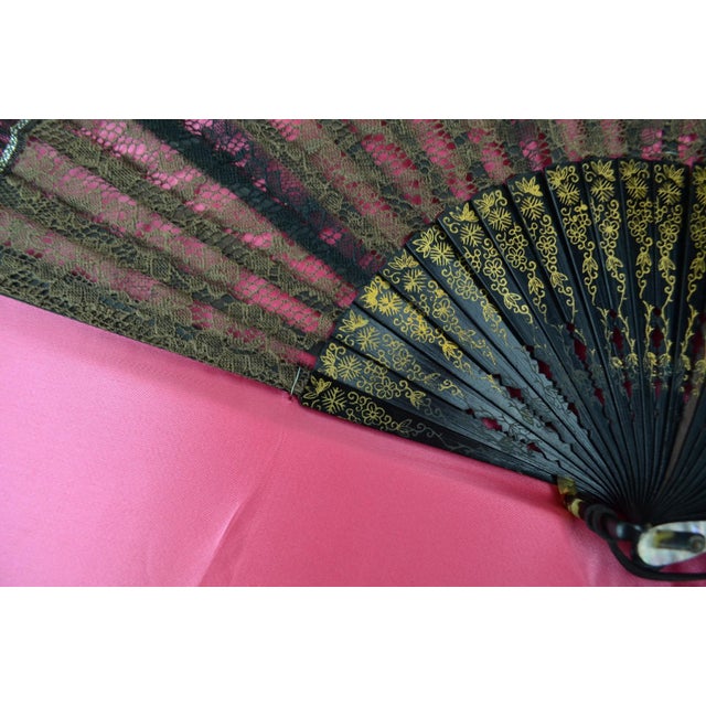 19th Century Fan with Black Lace Wooden Strands and a Pearly For Sale - Image 9 of 12