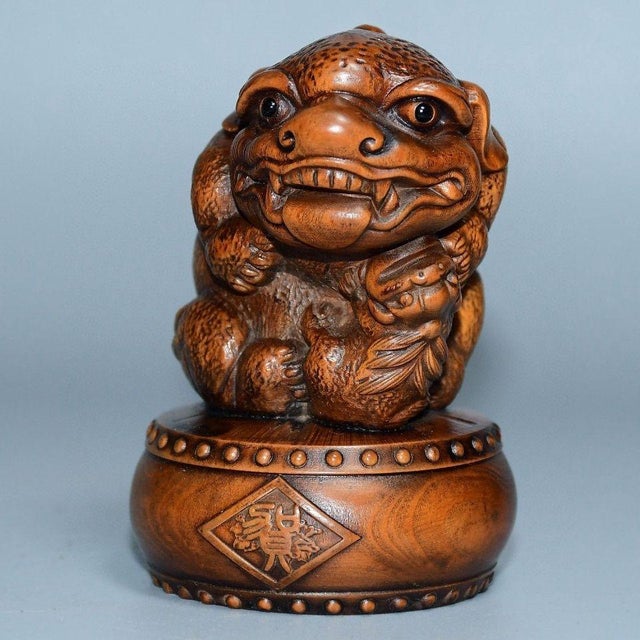 Amber Pair of Carved Boxwood Guardian Lions – 3" Foo Dog Figures With Pedestals For Sale - Image 8 of 9