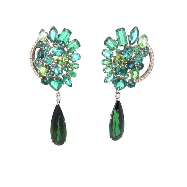 1990s Pair of Italian Convertible Green Tourmaline Diamond 18k White Gold Earrings For Sale In Miami - Image 6 of 8