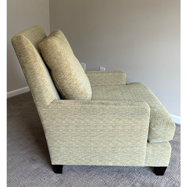 Baker Furniture Company Baker Modern Lounge Chair With Ottoman – Textured Woven Upholstery For Sale - Image 4 of 11