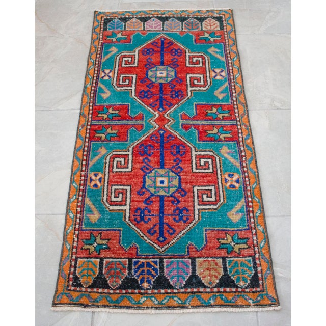 1970s Vintage Hand Knotted Turkish Small Rug Kitchen Mat Entry Decor 2x4 Ft Approx For Sale - Image 6 of 11