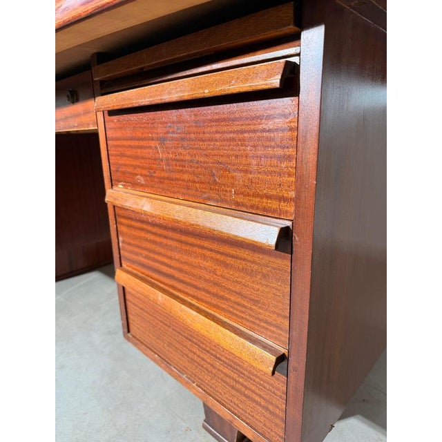 Vintage Executive Desk in Mahogany For Sale - Image 6 of 9