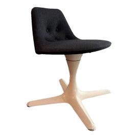 Example of Burke, Inc. Accent Chairs