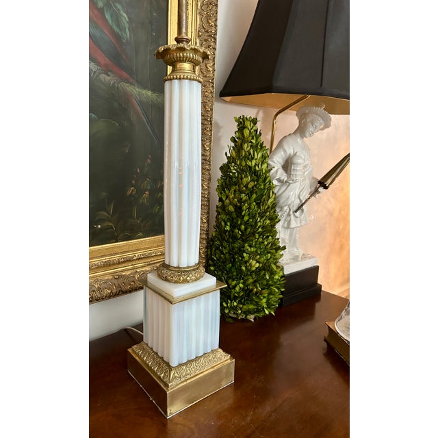 French Neoclassical Fluted Opaline & Gilt Brass Lamp For Sale - Image 9 of 9