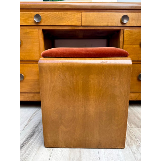 1940s John Stuart Blonde Wood 3-Piece Vanity, Mirror & Bentwood Stool For Sale - Image 9 of 18